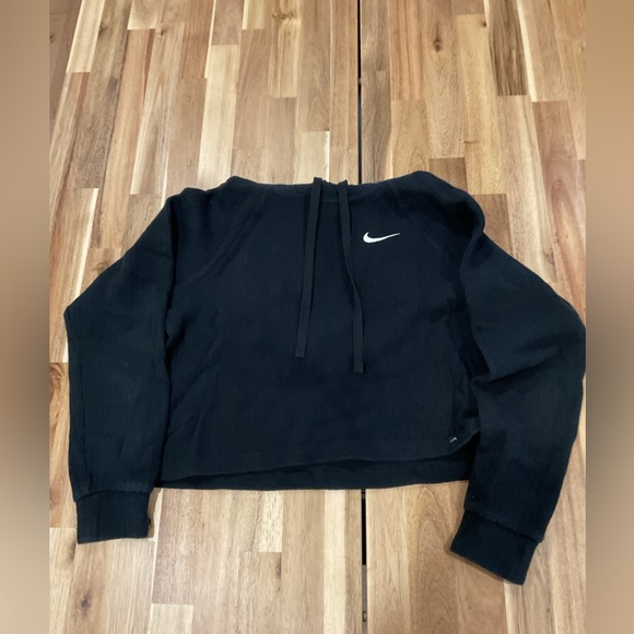 Nike cropped hoodie - Picture 2 of 3